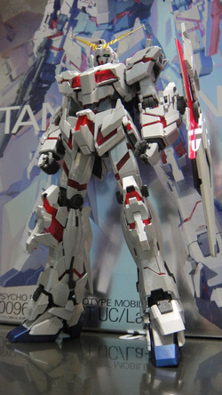 くつろぎカフェタイム MG ユニコーンガンダムVer.ka チタニュームフ