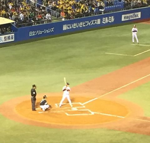 神宮球場山田選手2015edit