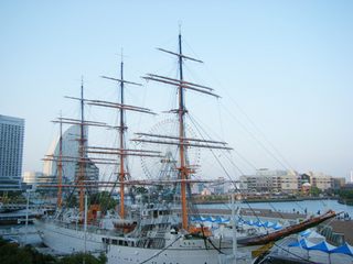 横浜