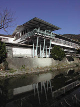 日土小学校
