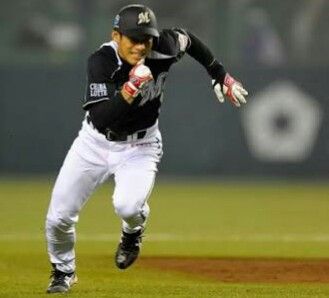 荻野貴司(新人) 46試合 打率.326 1本 17打点 25盗塁 OPS.800