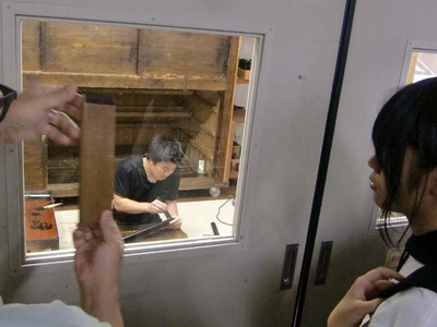 5-160609京都伝統工芸大学校のみなさんの工房見学