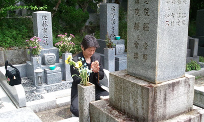 お墓参り