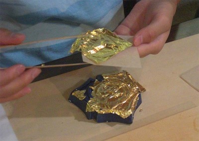 3-小学生が金箔押し体験