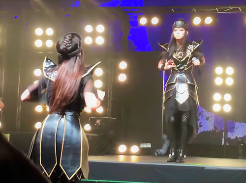 すぅモアの変顔対決 エレベーターガール ギミチョコ 動画 Babymetalの使徒