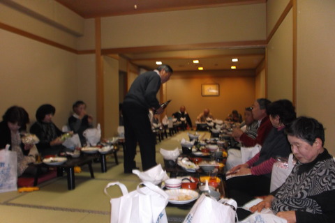 2013-12-25 忘年会状況1