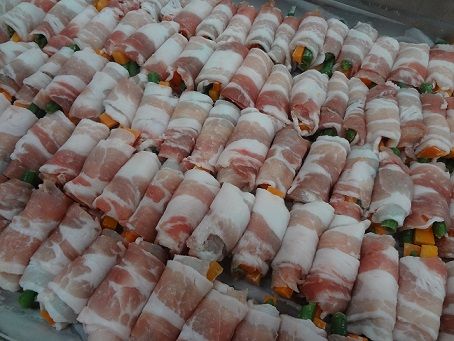 肉巻き　加熱前