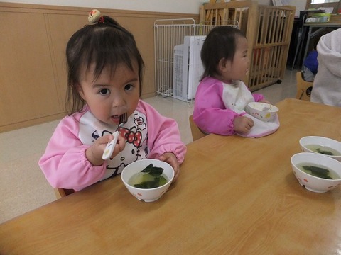 いちご　給食④