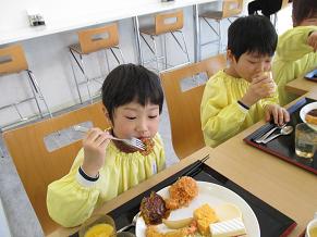食事7