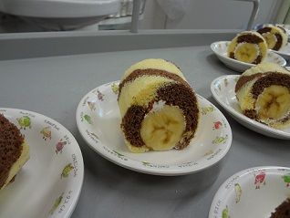 ロールケーキ横