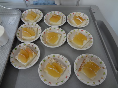 皿に盛られてる