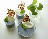 豆乳黒ごまのブランマンジェ