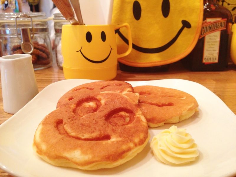 きもかわいい 大阪阿倍野にあるカフェスマイル Cafe Smile のスマイルパンケーキ スイーツハンター月ウサギの食べ日記 Powered By ライブドアブログ