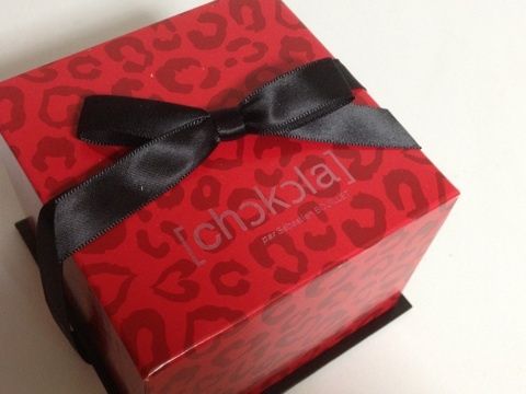 フェティッシュ>