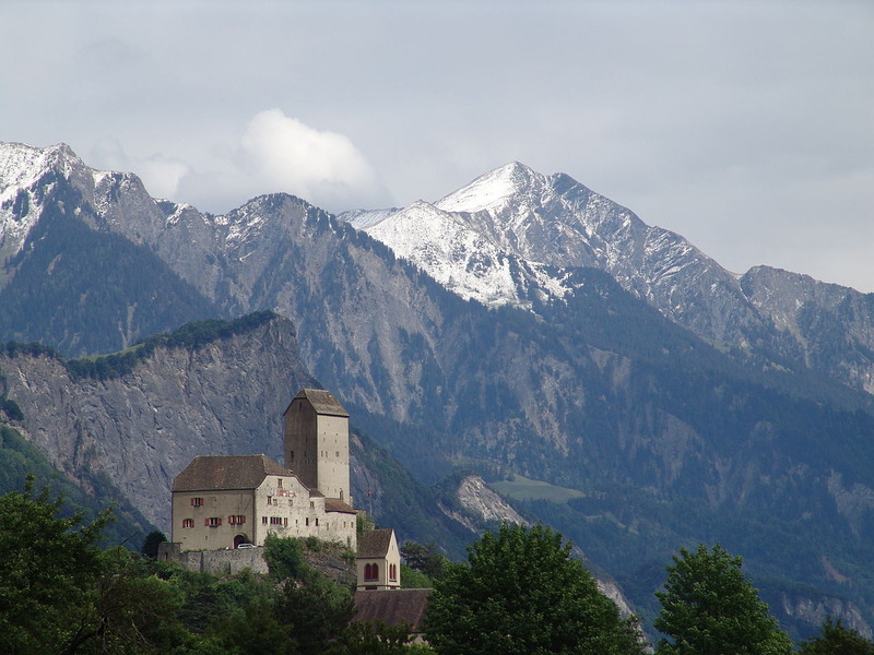 1280px-Sargans-001