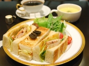 7677b83d.jpg