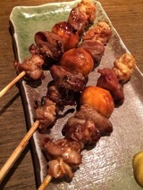 鶏モツ串