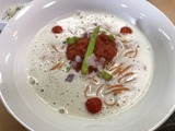 泡ポタージュ赤の麺
