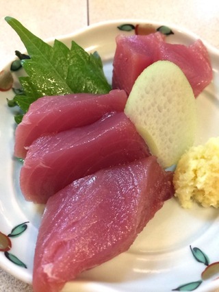 カツオ刺身