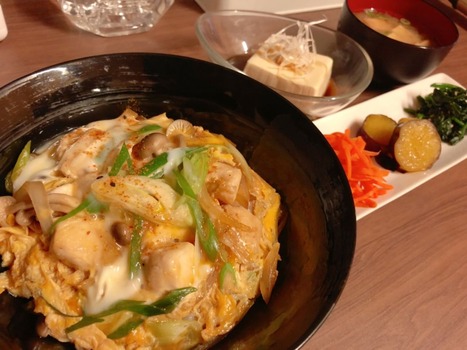 俺が作ったうまうま親子丼定食いくら出せる???(※画像あり)