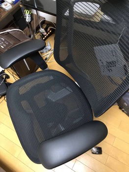 夏ボ出たからすげえいい椅子買ったったwww(※画像あり)