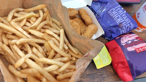 マック買ってきたったぞお前らwww(※画像あり)
