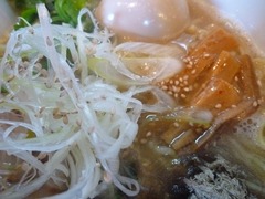 鐙 メンマネギ