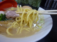 松壱家、麺