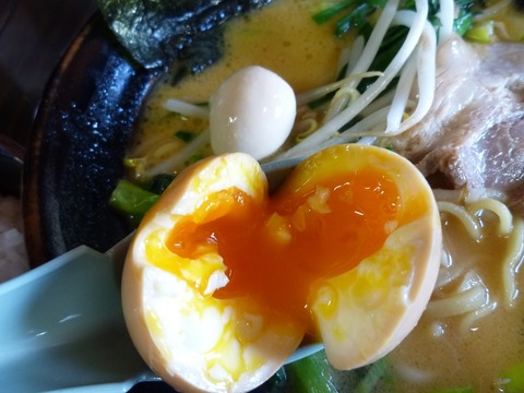 アヤセ家 味玉