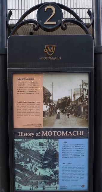 ad7930ab.jpg