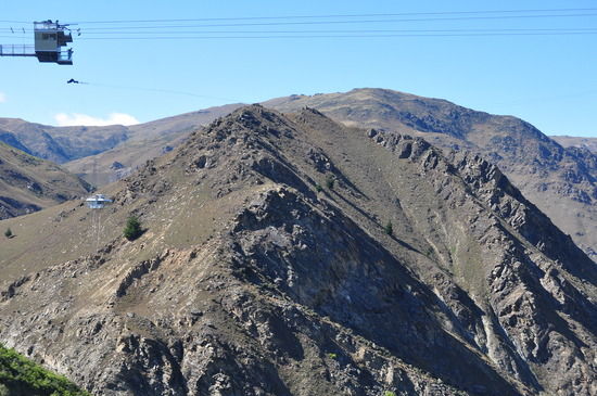 1_1292726375_nevis-arc-swinging-through-300m