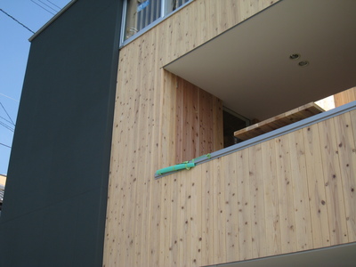 ラウンジ外部木製建具