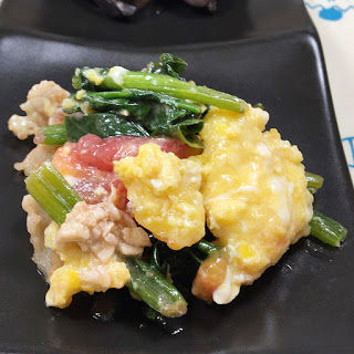 ほうれん草とトマトのキセキのたまご炒め