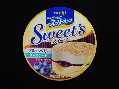 エッセル スーパーカップ Sweet's ブルーベリーチーズケーキ