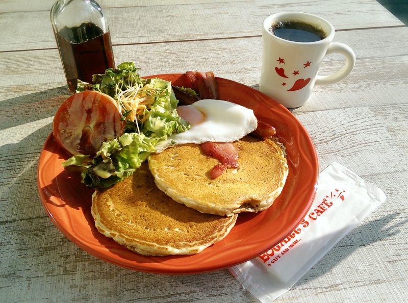 堂島 ハワイ式 川を眺めながらテラスでパンケーキ ボガーツカフェ やすみの朝はモーニング食べよし 近畿圏内カフェモーニング食べまくりブログ
