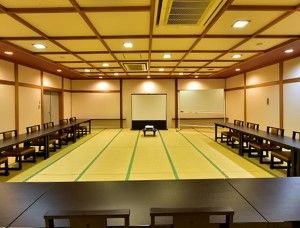 会議 ゼミ合宿 ボドゲ合宿どーんと来い 50畳の中広間貸切付 宿泊プラン 奥飛騨温泉郷 田島館 旅のプロ たび寅 いちおし宿 旅行プラン