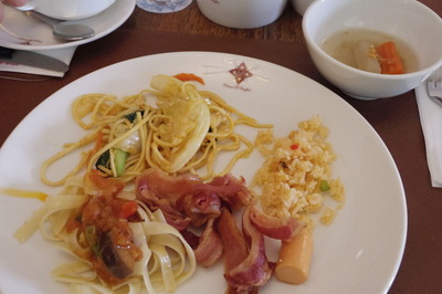 プリンスドアンコール シェムリアップ 朝食IMGP4982