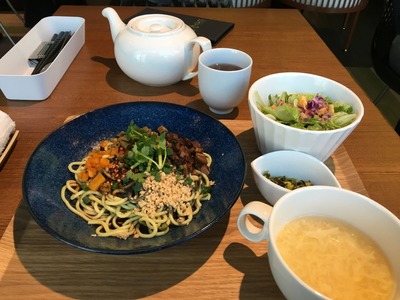 珞珈壹號カッカイチゴウ銀座湖北省湖南料理レッカン麺IMG_2587