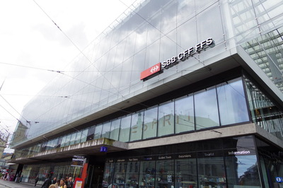 スイス旅行記 ベルン中央駅IMGP3523