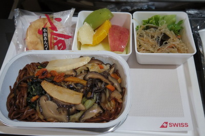 スイス グリンデルワルト 旅行記 スイス航空 機内食IMGP2827