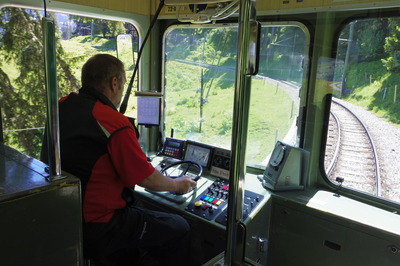スイス旅行記 ミューレン BLM登山鉄道IMGP3017
