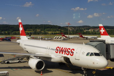 スイス旅行記 チューリッヒ国際空港IMGP3964