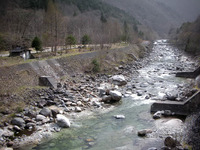 葛温泉河原の野湯(長野県大町市平)