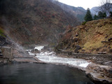 地獄谷温泉後楽館(長野県山ノ内町平穏)