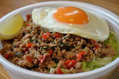 s-s-ガパオ丼