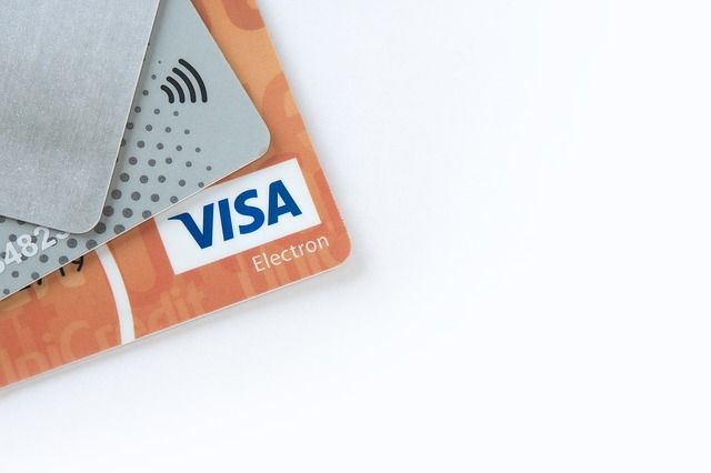 electronic-payments-2570939_640