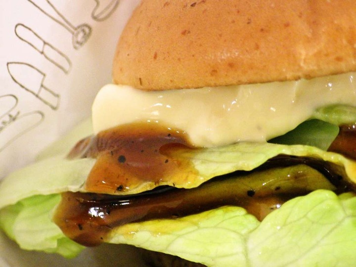 KHMfoodpic8104593_compressed