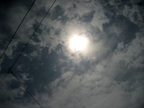 雲間の太陽