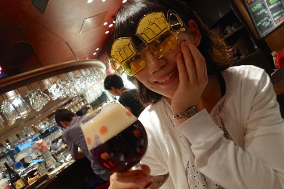 二次会でビールメガネ