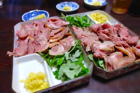 山羊刺し